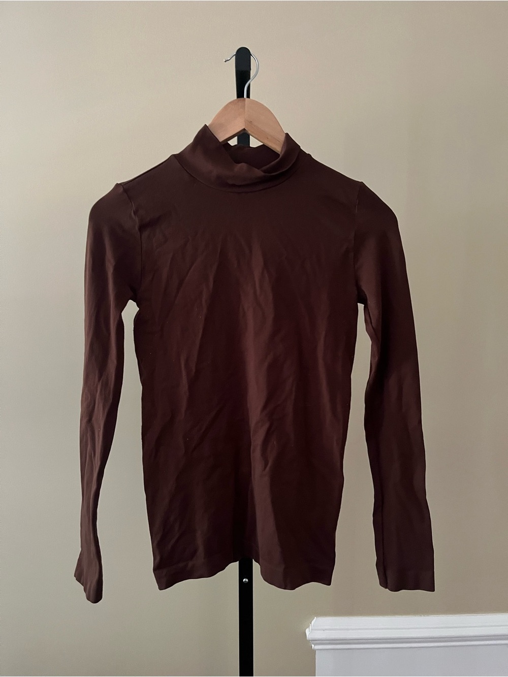 Nikibiki Turtleneck